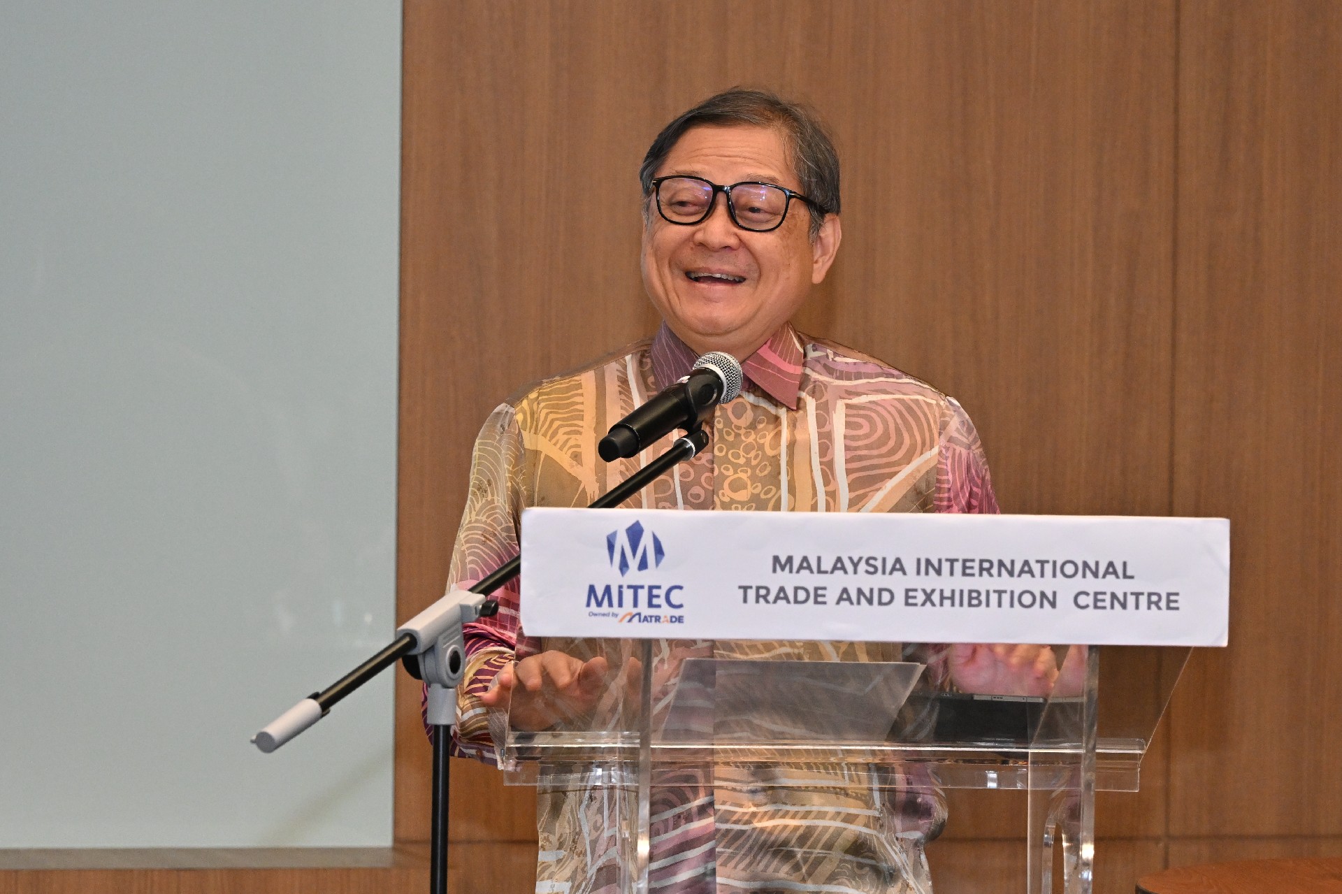 1755594992956087.jpg 1755594992956087.jpg